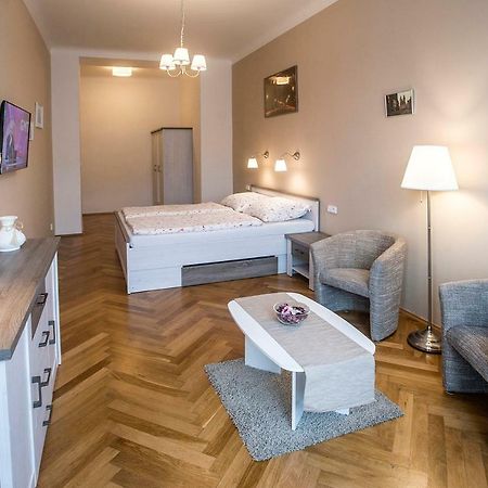 פראג Charles IV Apartments מראה חיצוני תמונה
