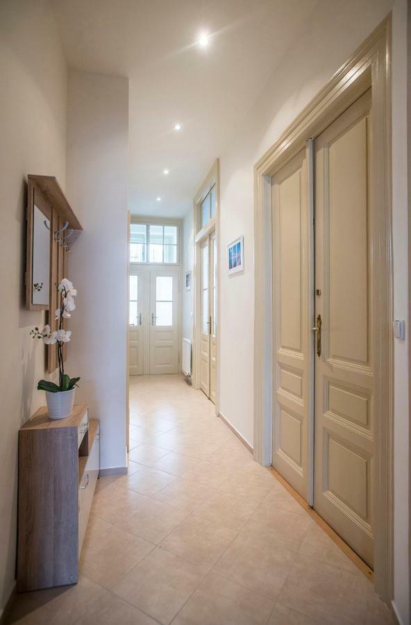פראג Charles IV Apartments מראה חיצוני תמונה